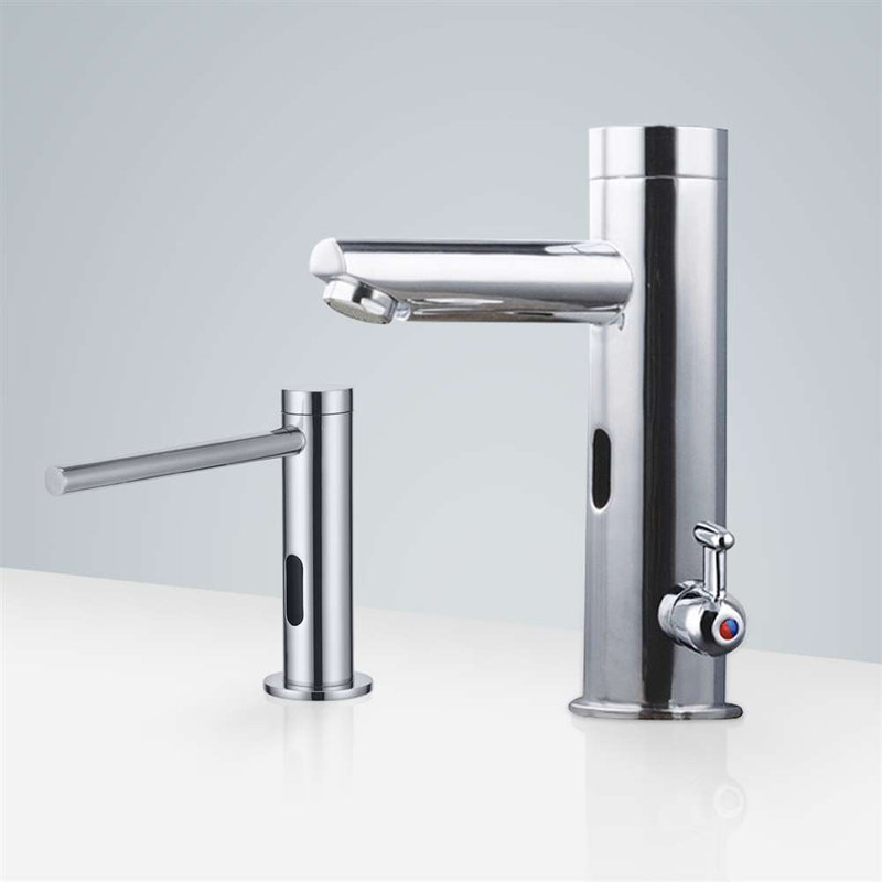 Reno Ceiling Mount Shower Head Set with Body Jets