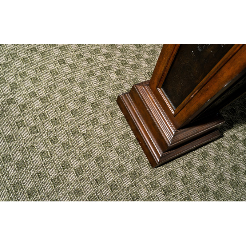 Abstract Indoor/Outdoor Commercial Colour Rug - Green, Rectangle 7' x 14'