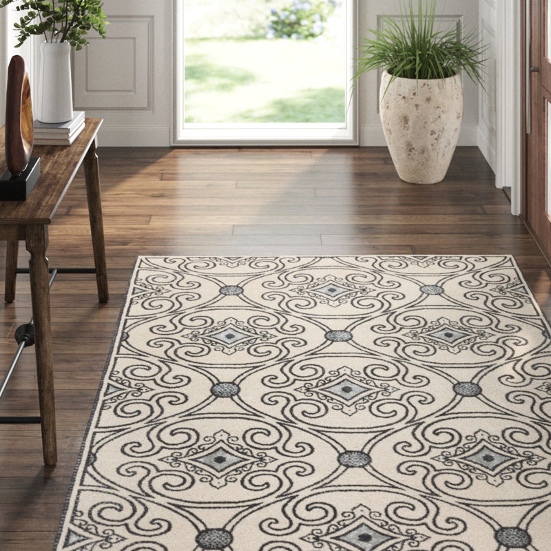 Marquis Geometric Area Rug in Gray/Silver/White, Rectangle 3' x 5'