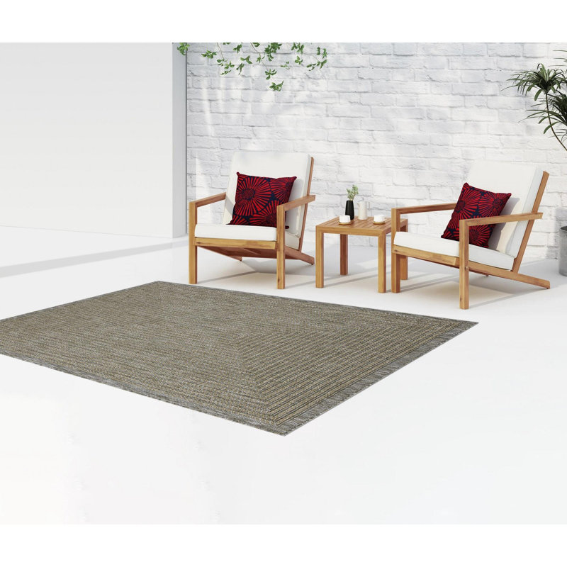Moquette, Rectangle 3 pi 11 po x 5 pi 7 po
