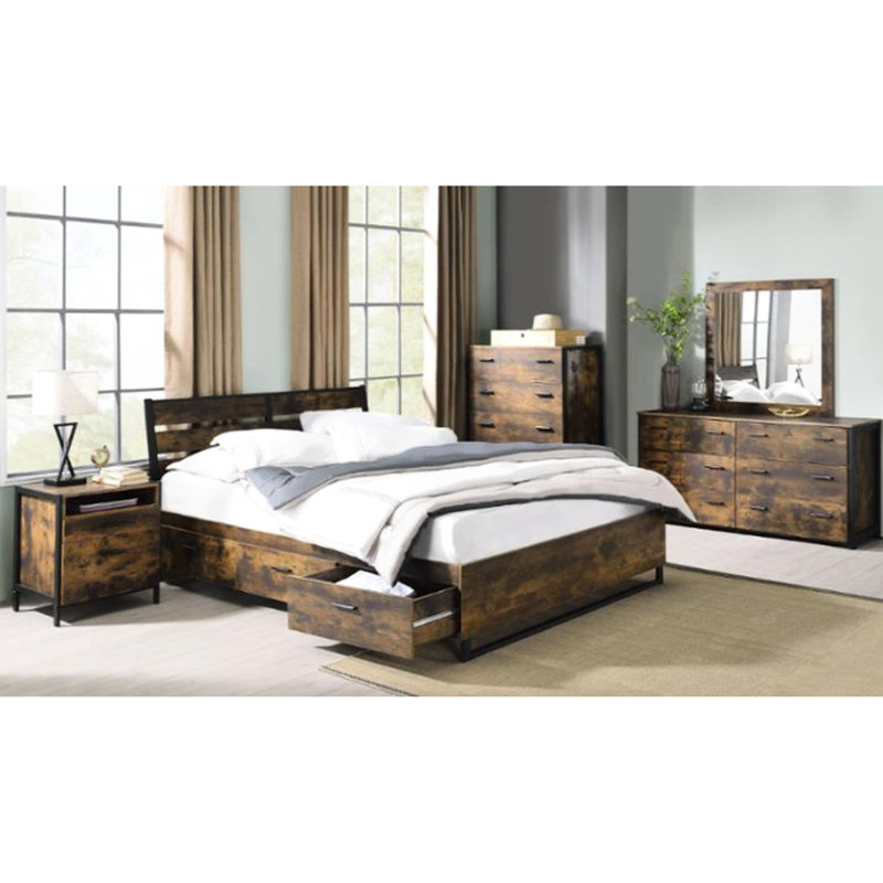 Très grand lit simple avec rangement en chêne rustique et espace de rangement