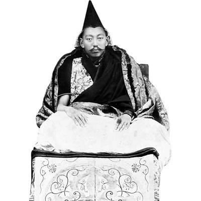 Dalai Lama Thubten Gyatso carton debout