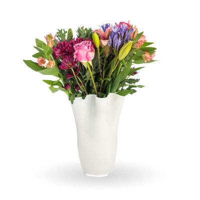Ruffle Table Vase