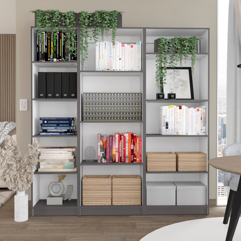 Bibliothèque standard H 71,1 "x l 67" Britnai, Gris / Blanc