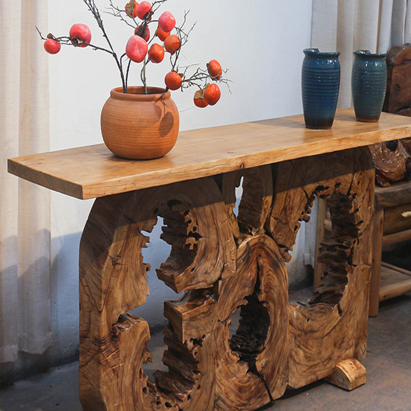 Console en bois naturel de style Wabi-Sabi