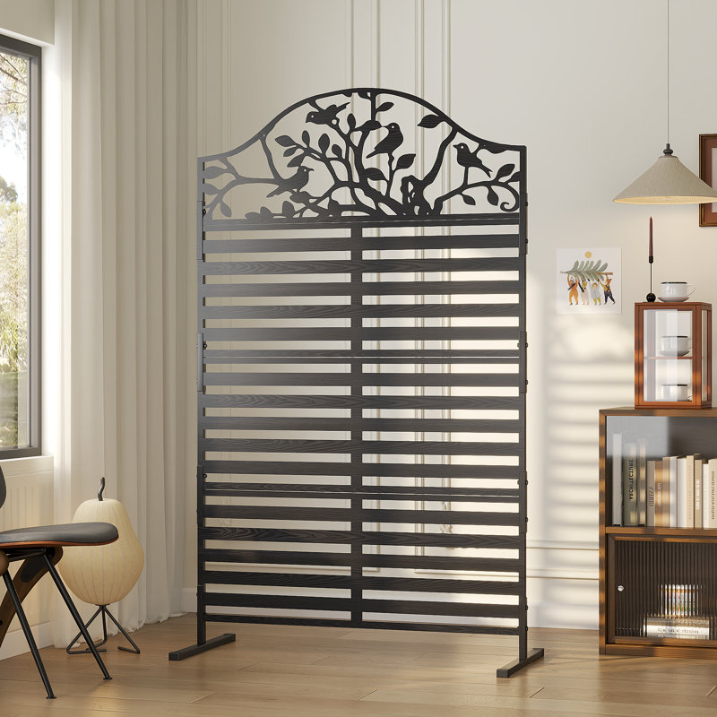 Paravent métallique de 185 cm de haut, structure autoportante pour l'extérieur, motif arbre décoratif pour terrasse, jardin et piscine. Protection de l'intimité.