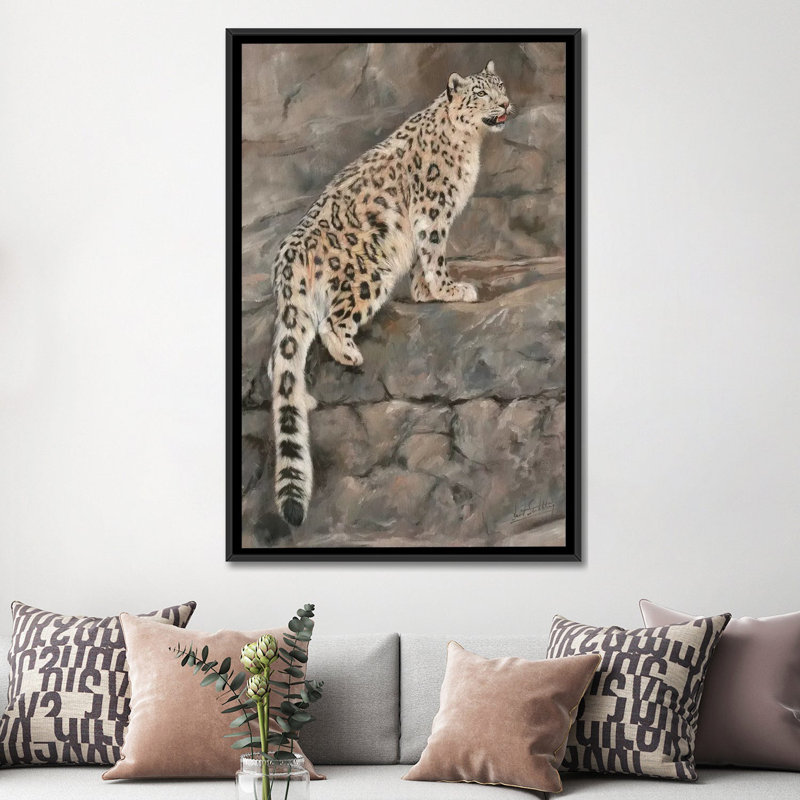 «Snow Leopard I», impression sur toile, H 26 po x l 18 po x P 1,5 po, Toile avec cadre noir, Pas de tapis