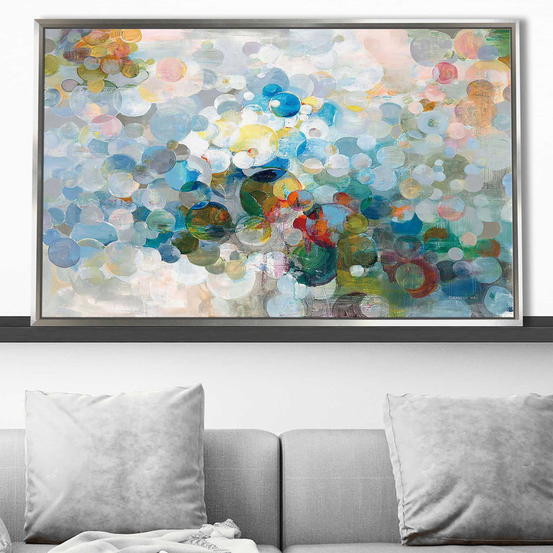 «In the Loop» par Danhui Nai - Peinture, H 21,5 po x l 33,5 po x P 2 po, Cadre flottant argent