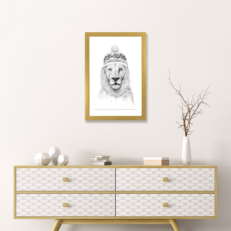 « winter is prochains ii » par balazs solti-print, H 32 po x l 24 po x P 1 po, Papier encadré doré