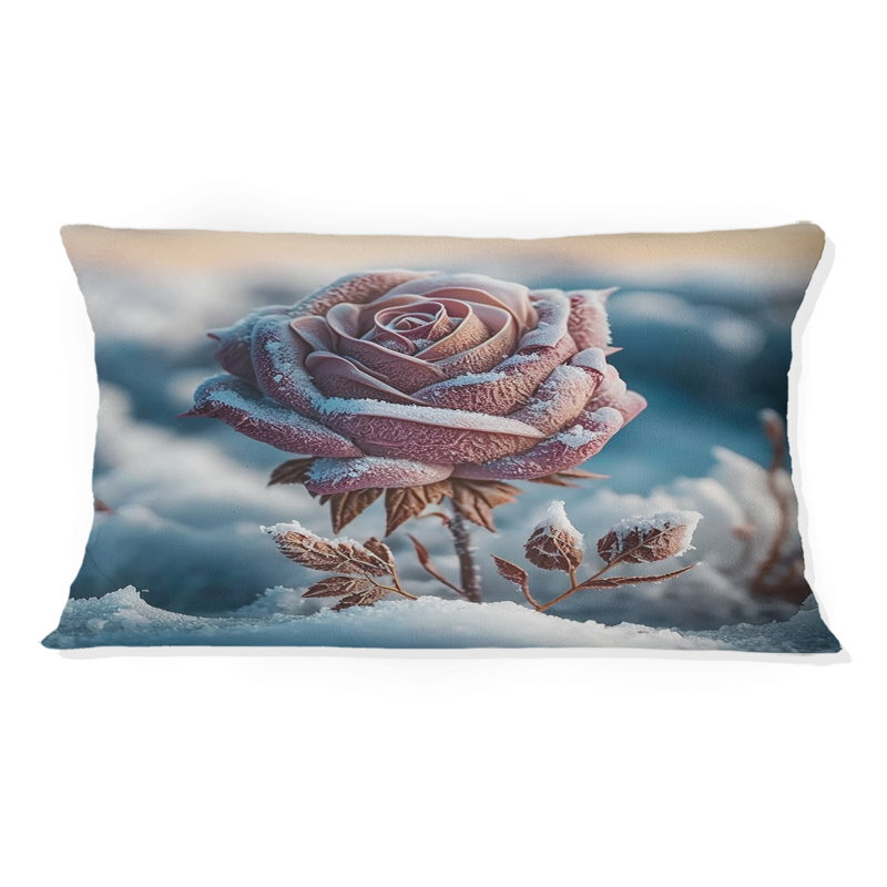 Coussin décoratif imprimé d'une rose