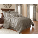 Maclaine Comforter Set