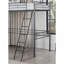 Lit mezzanine simple de style contemporain avec espace ouvert sous la structure métallique-295381552