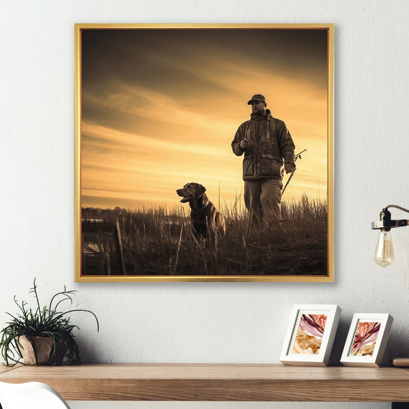 Chasse au lever du soleil I sur toile, H 16 po x l 16 po x P 1 po, Cadre flottant doré