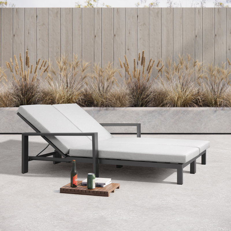 Double chaise longue d'extérieur en métal Hoyt, Coussin grisâtre / structure grise, Light Grey  