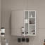 Un miroir blanc en MDF, un miroir de salle de bain et un miroir mural séparé pour le rangement et le rangement.