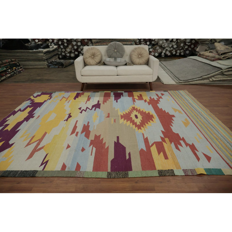 Tapis chaud Kilim 8 x 10 avec des formes géométriques audacieuses
