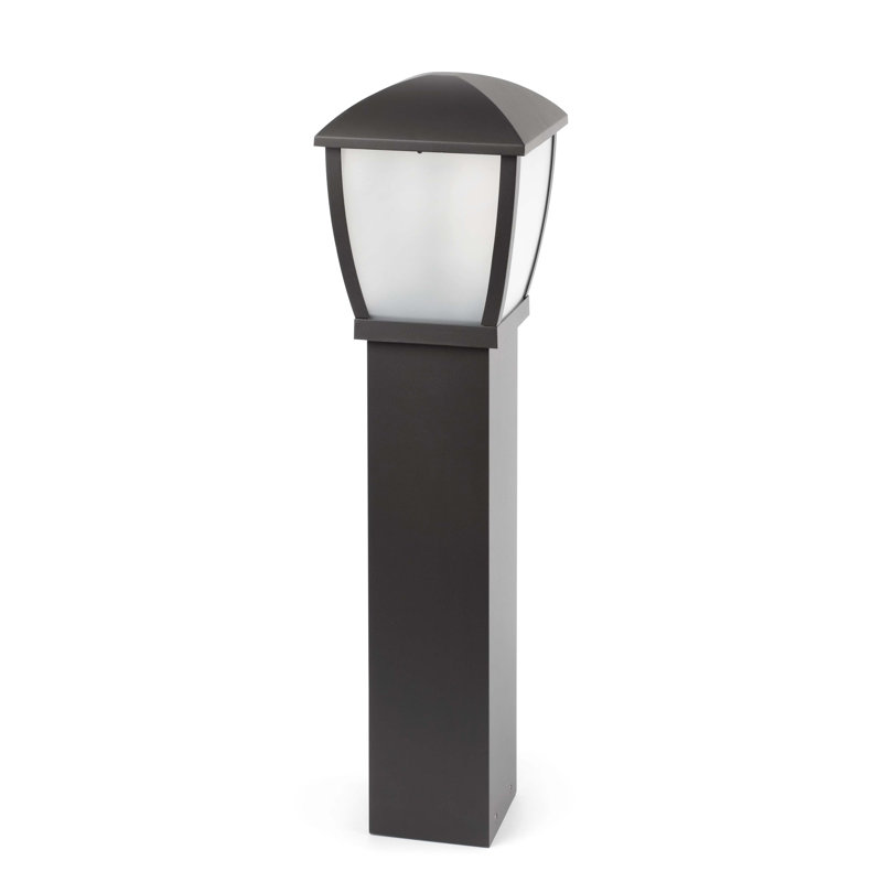 Mullens Metal Pathway Light