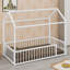 Lit sur pied Montessori avec conception de maison et clôture de protection-1085144390-1085144388