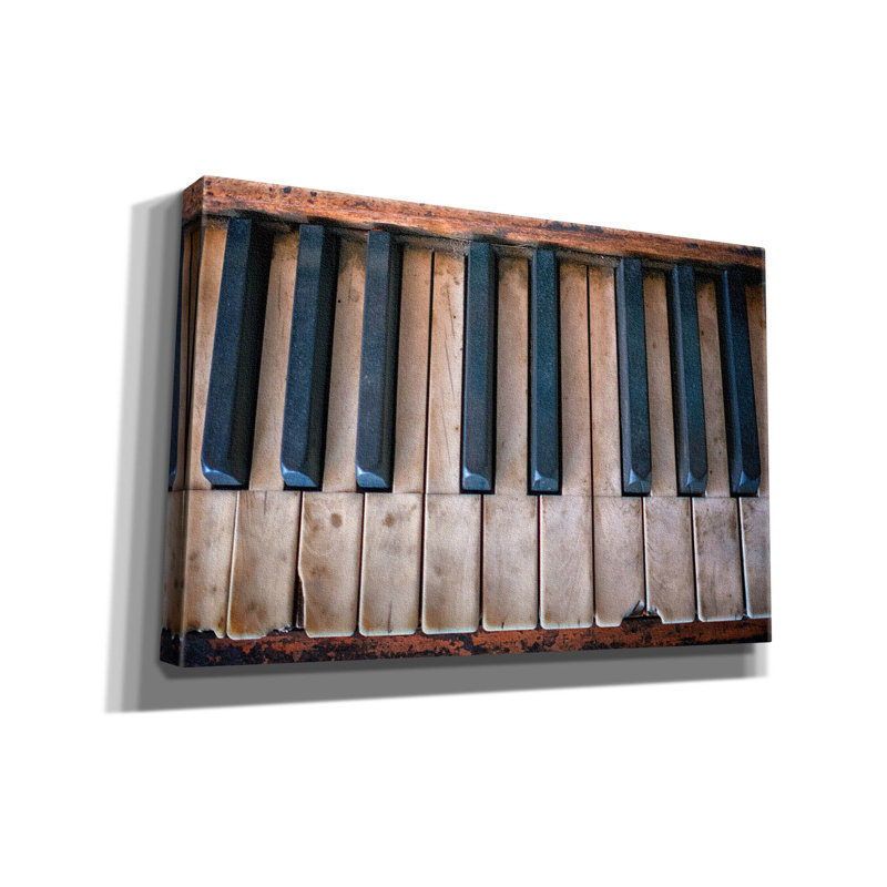 Ebern Designs 'Antique Piano Keys' by Rick Berk Canvas Wall Art, 18" x 12", H 40 po x l 60 po x P 1,5 po