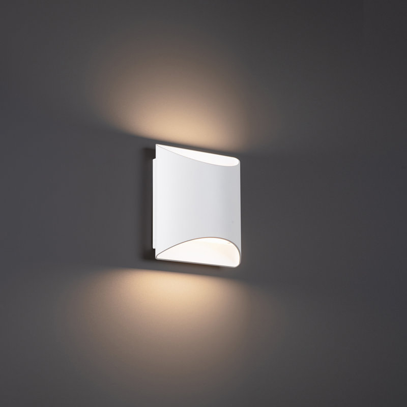 Duet 5.5" LED Wall Sconce 3-CCT 2700K-3000K-3500K, 2700K, Black