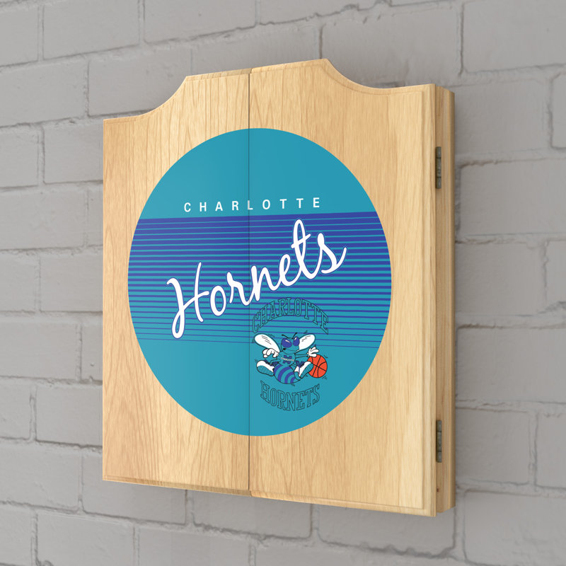 Ensemble de jeu de fléchettes et armoire Charlotte