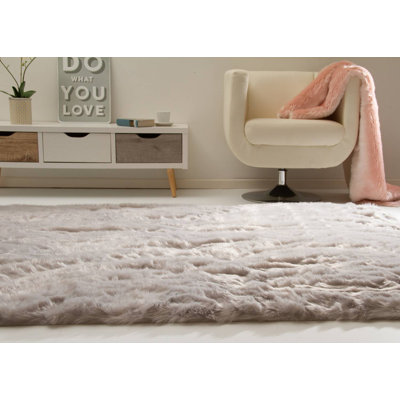 Shuler Solid Colour Area Rug