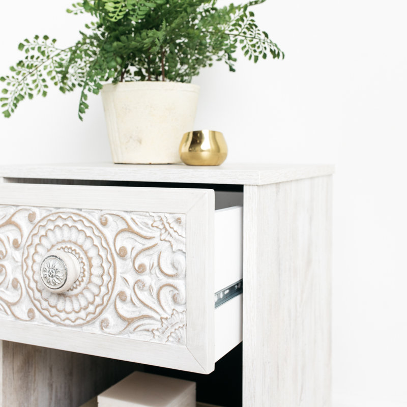 Hoang 1 Drawer Wood Nightstand, Whitewashed