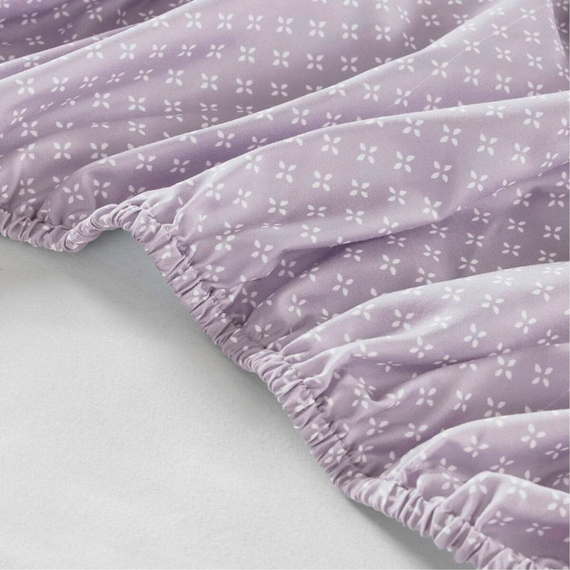 Ensemble d'édredon floral avec draps Taupe, King Comforter + 6 Additional Pieces, Motif floral taupe