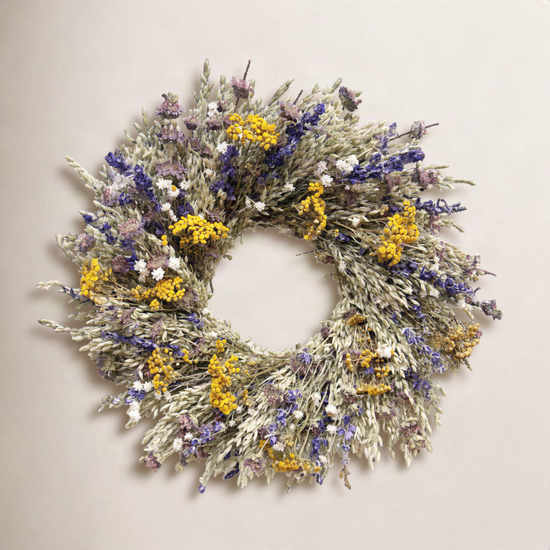 30" Handcrafted Daisy Wreath, 26" W x 26" H x 6" D