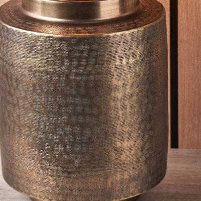 Zuri Metal Table Lamp