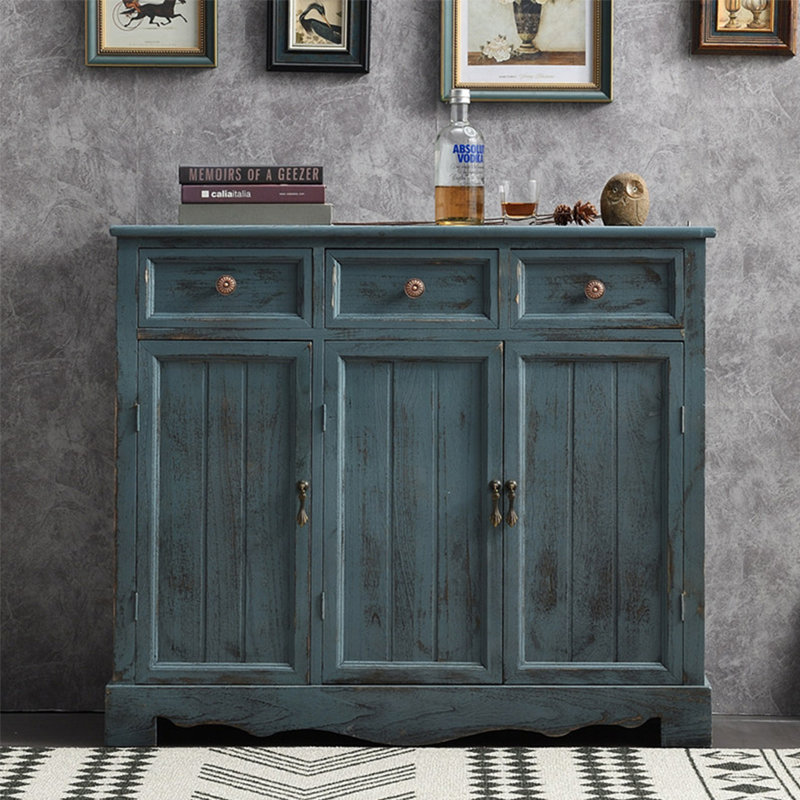 Tavis, Bleu