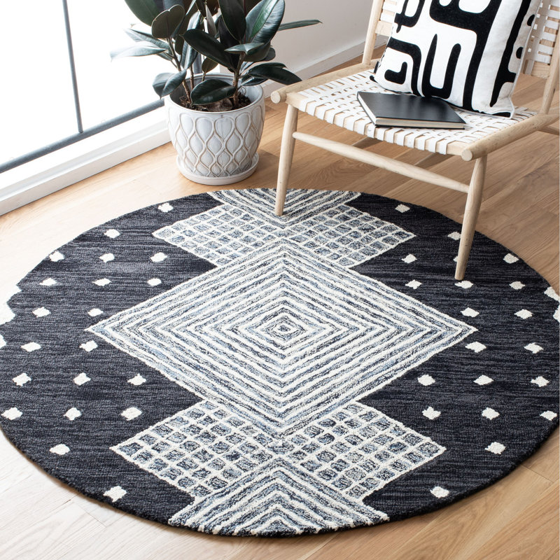 Forbis Hand Tufted Wool/Cotton Southwestern Rug in Charcoal/Ivory, Round 5'