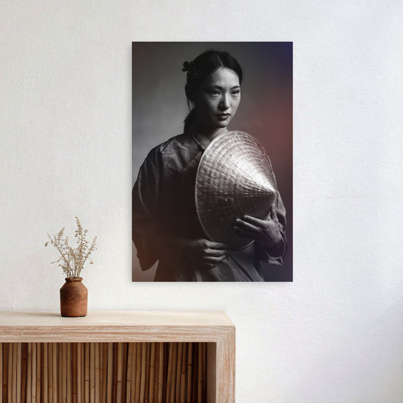 «Asian Woman with Conical Hat Classic Elegant Serene Portrait», art mural, H 24 po x l 16 po