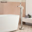 Robinet de baignoire sur pied à poignée simple avec douchette sur pied-55321989