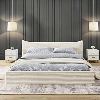 Upholstered Platm Bed