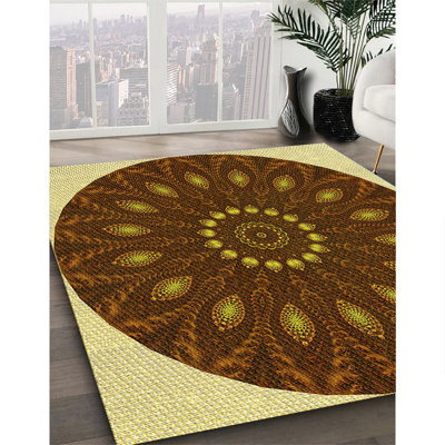 Tapis jaune tissé à la machine