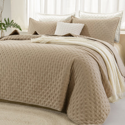 Andency Beige California King Size Quilt Bedding Set (112x104 Inch), 3 Pieces Soft Lightweight Bedspread Coverlet, Boho Summer Quilt Cal King for All Season