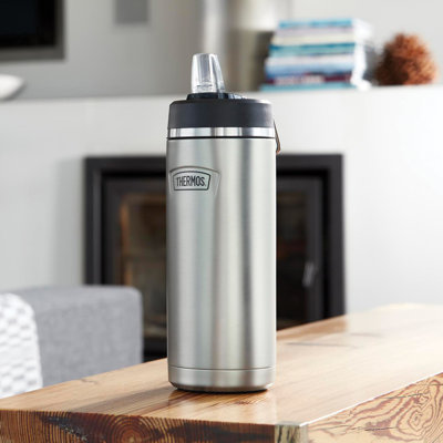 Thermos 32oz. Vacuum Insulated Water Bottle with Straw