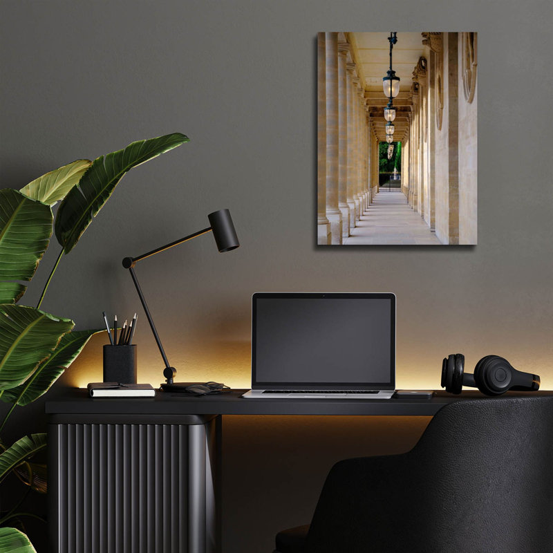 Art mural en verre acrylique «Paris - Palais Royal Corridor» par Epic Portfolio, H 16 po x l 12 po x P 0,13 po