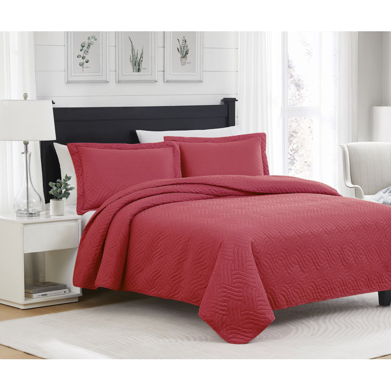 Ruby Waves Microfiber Quilt Set, King Quilt + 2 King Sham, Red