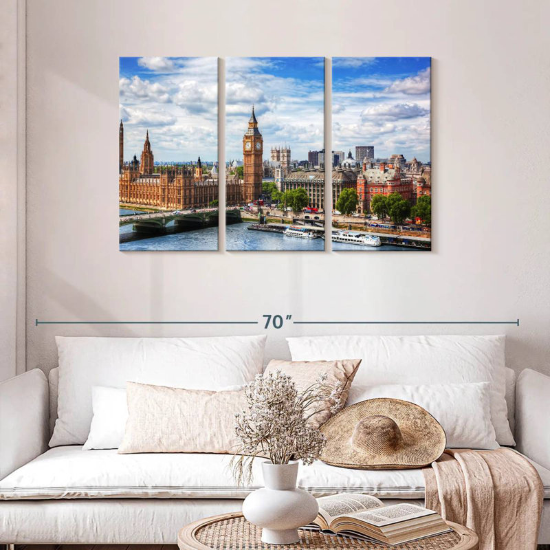 Sireci Westminster, 28" H x 45" W
