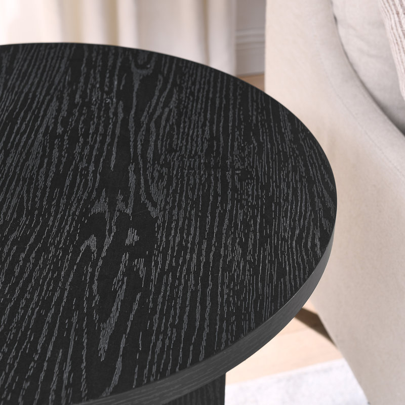 Table basse, Noir, noir, noir, noir