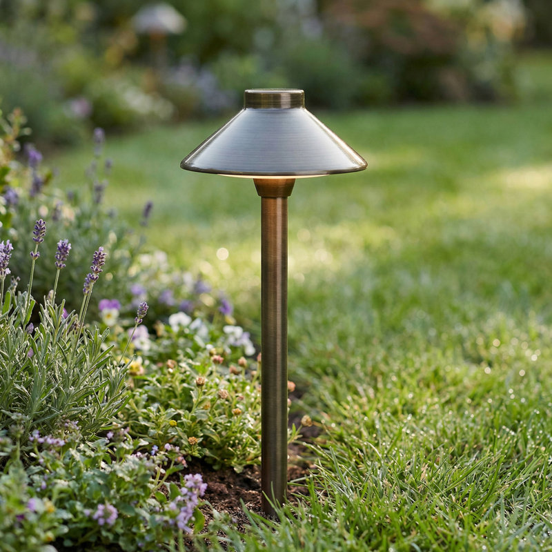 Brass Pathway Light, 17"W * 17"D