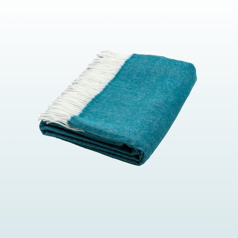 Jeté en peluche à chevrons Trio, L 49,68 po x l 59,89 po, Bleu