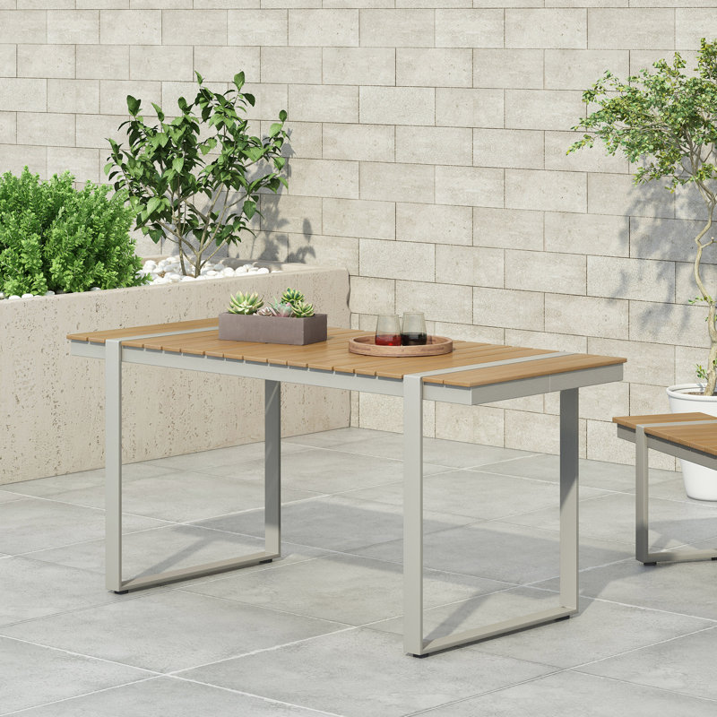 Tables de patio