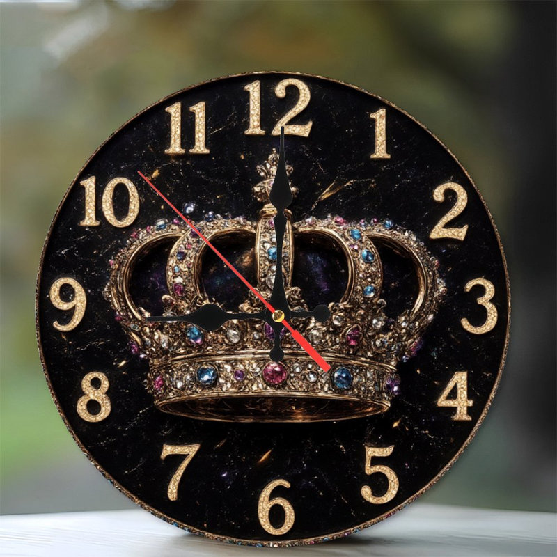 Horloge cosmique avec couronne de bijoux