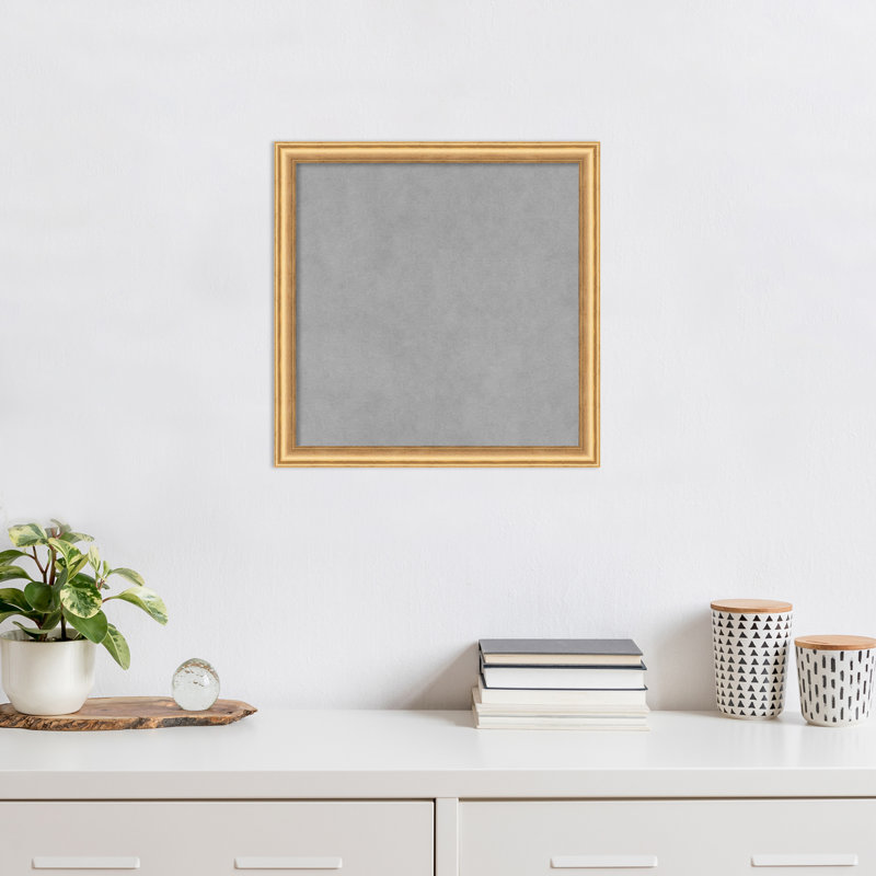 Tableau magnétique magnétique en métal, 18" H x 18" W, Or