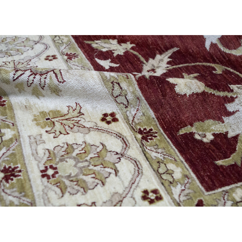 Tapis rouge et ivoire noué à la main de haute qualité