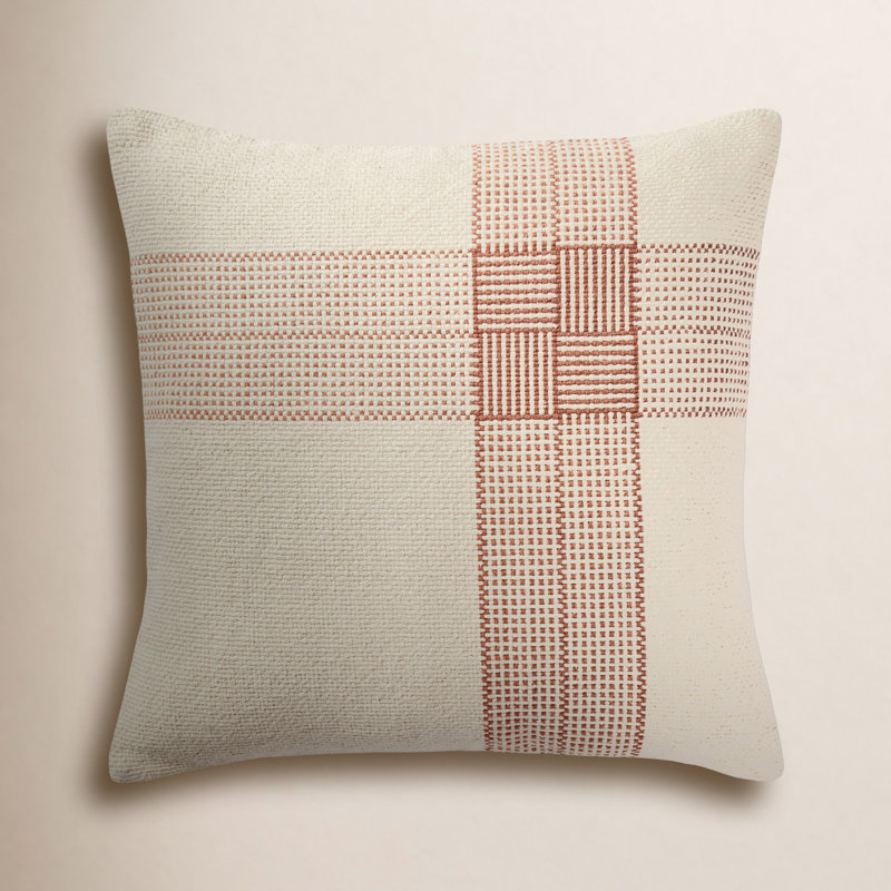 Oreiller Magnolia Home par Joanna Gaines X Loloi Wells, Polyester/ Bourre en polyester, Crème/ terre cuite