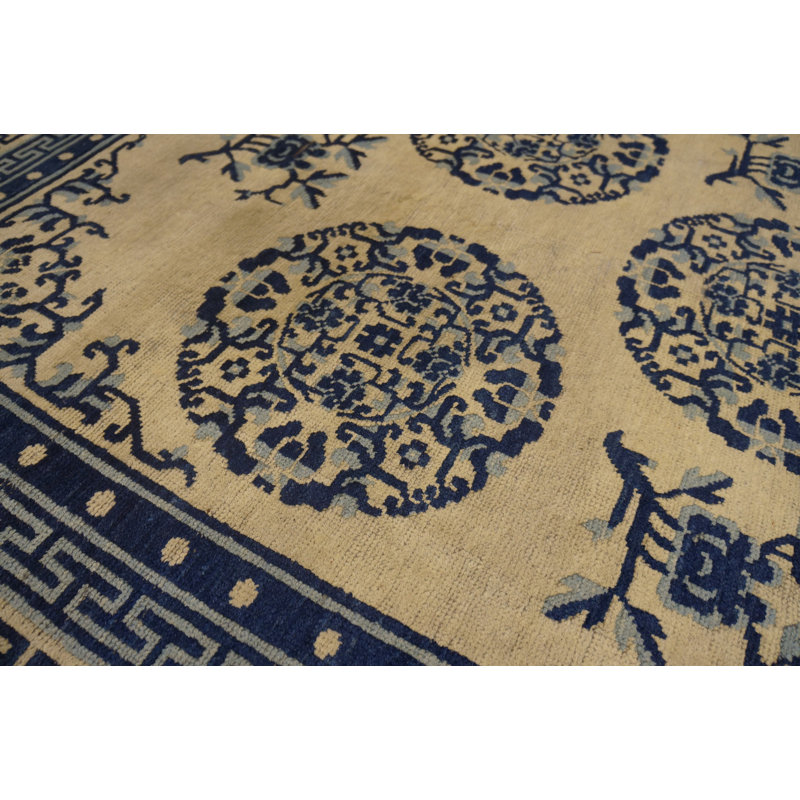 Hand Knotted Wool Oriental Area Rug